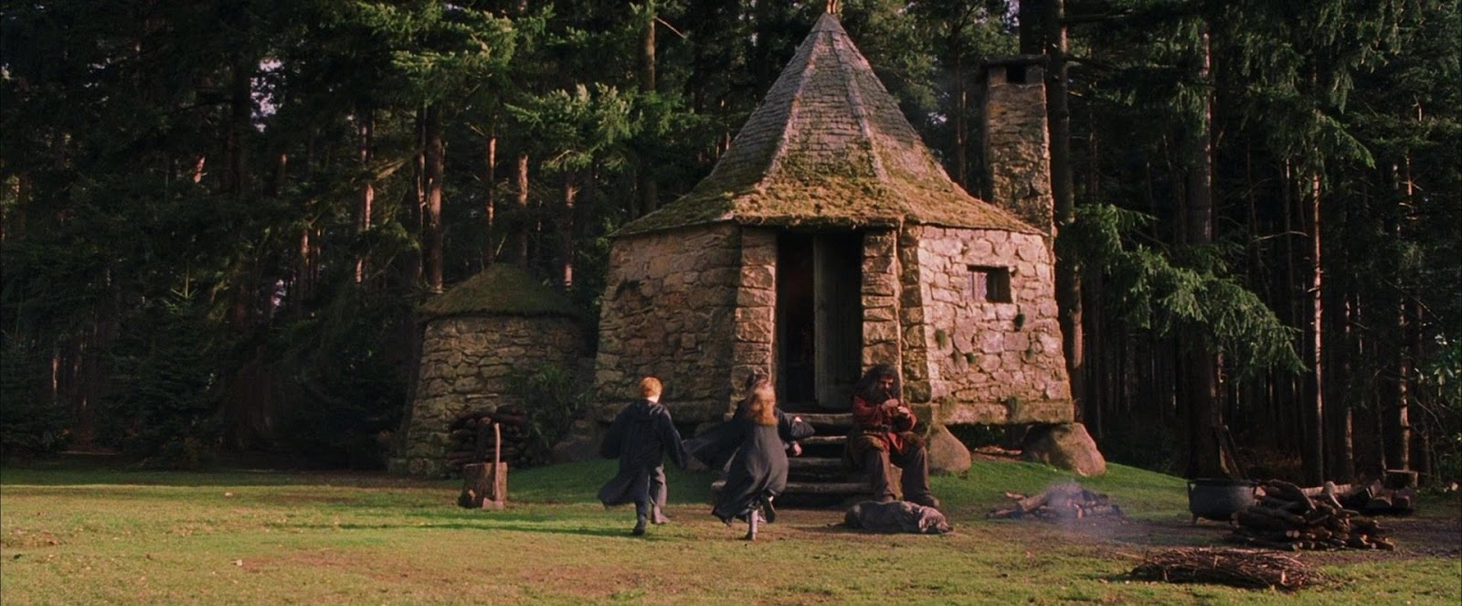Harry Potter, Hermione e Rupert em uma cena dos filmes 